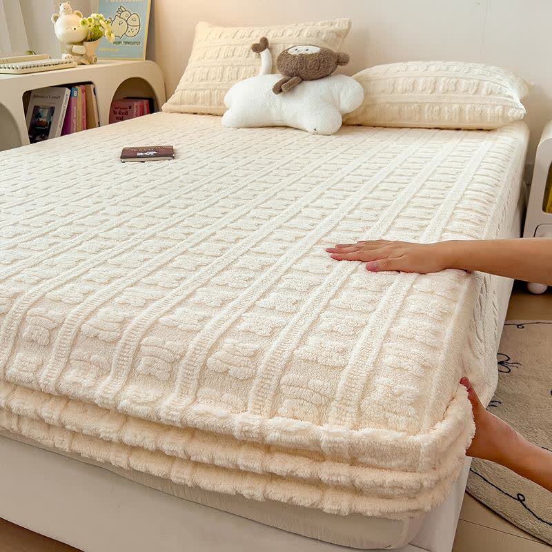 Striped Bear Fleece Warm Fitted Sheet - Beige - 2PCS Pillowcases - 19" x 29" - image 15