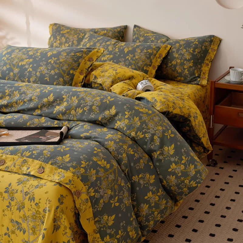 Plum Blossom Jacquard Cotton Gauze Bedding - image 3