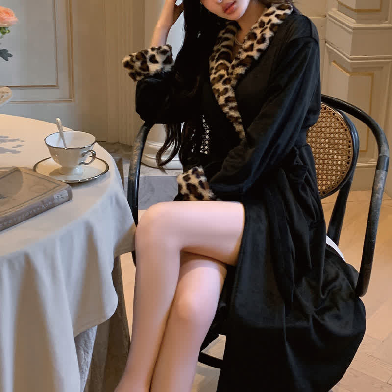 Light Luxury Leopard Collar Plush Robe - image 4