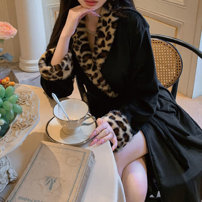 Light Luxury Leopard Collar Plush Robe - image 3