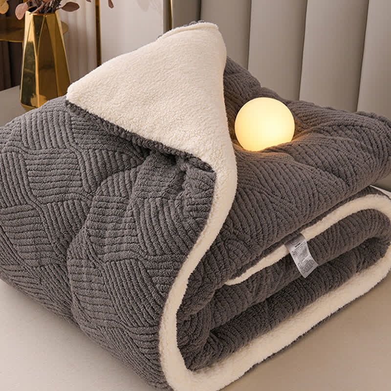 Wavy Striped Jacquard Sherpa Plush Blanket - image 8