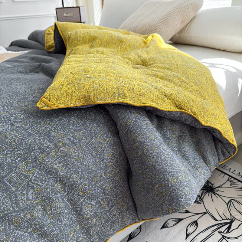 Subtle Pattern Cotton Gauze Quilt - image 3