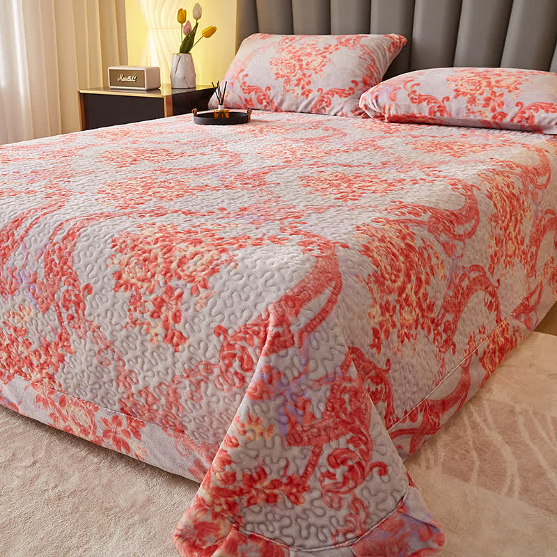 Ownkoti Vintage Floral Quilted Plush Coverlet - image 1
