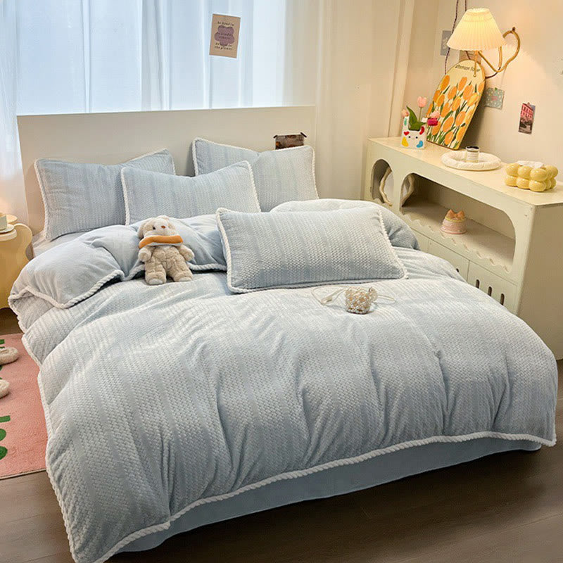 Luxury Fleece Winter Bedding Set (4PCS) - image 8