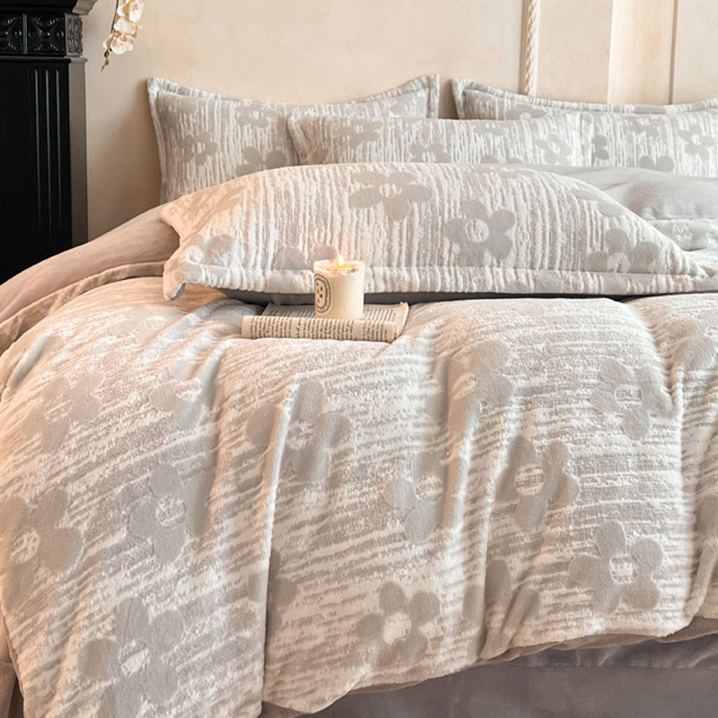 Cozy Thick Embossed Fleece Bedding Set (4PCS)  - image 8