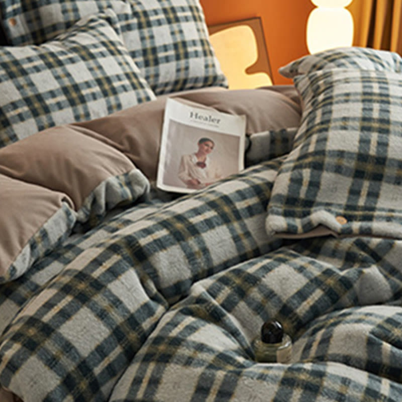 Classic Plaid Cozy Thick Bedding Set (4PCS)  - image 32