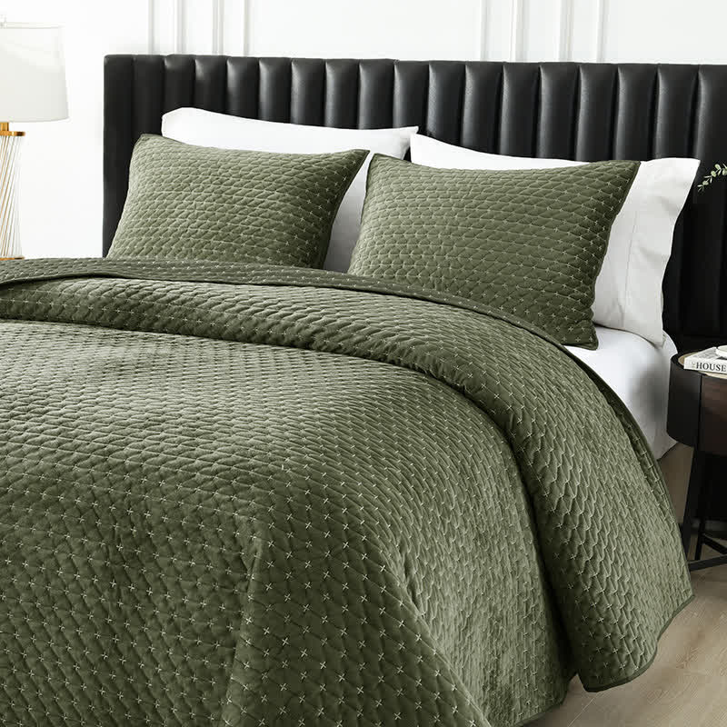 Ownkoti Minimalist Solid Color Quilted Coverlet Set - image 3