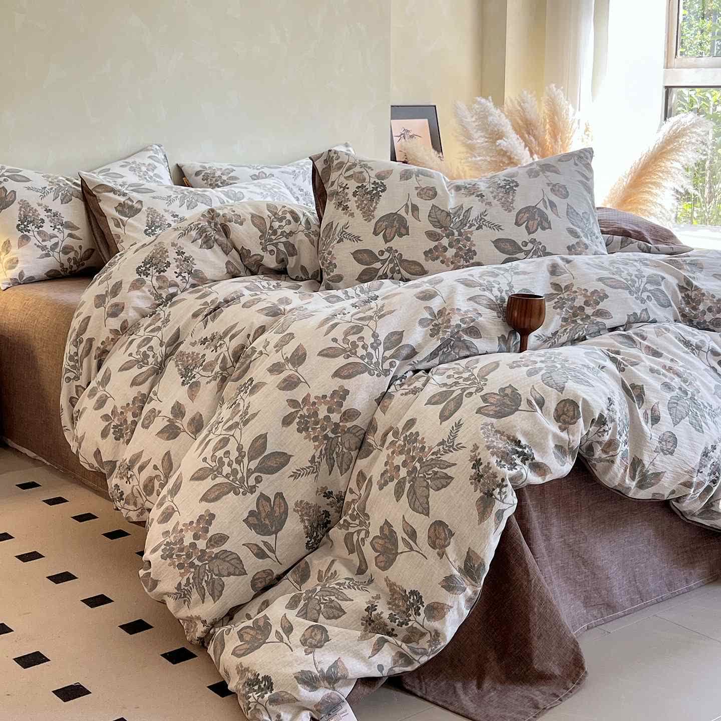 Ownkoti Vintage Leaf Print Bedding Set(4PCS) - King - image 0