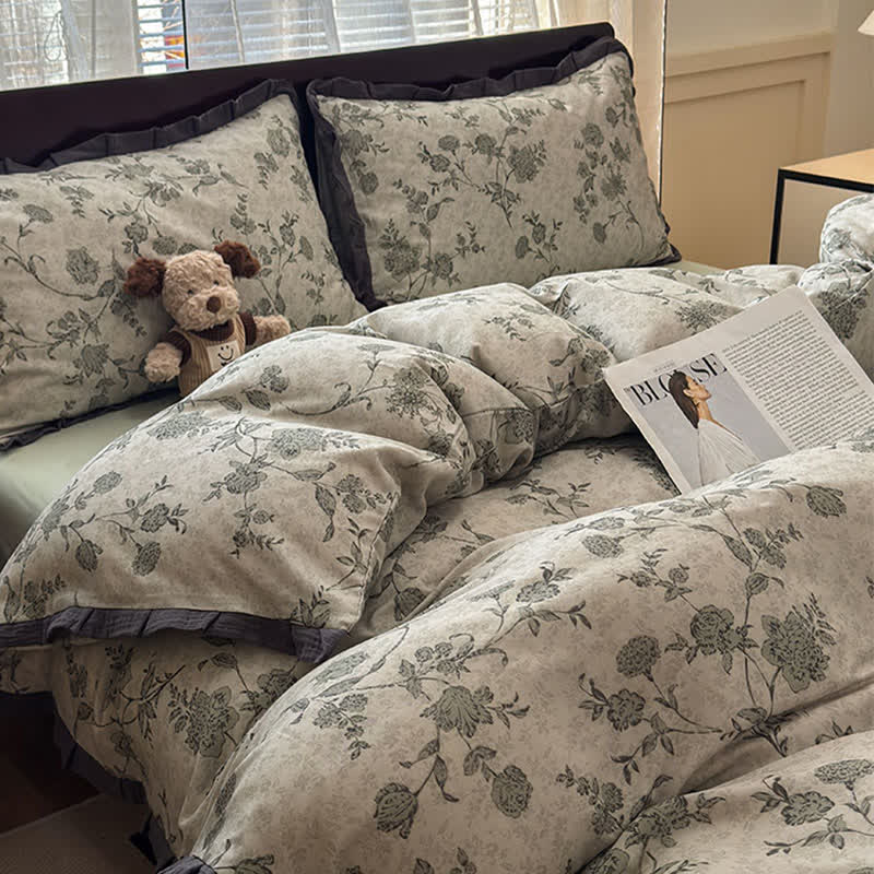 Vintage Floral Ruffled Cotton Bedding Set - image 7