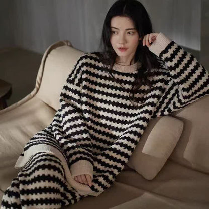 Stripe Pattern Plush Loungewear Set - Black & White - 3XL - image 0