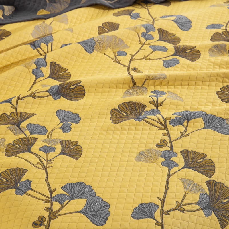 Ginkgo Leaf Organic Cotton Reversible Quilt - image 25