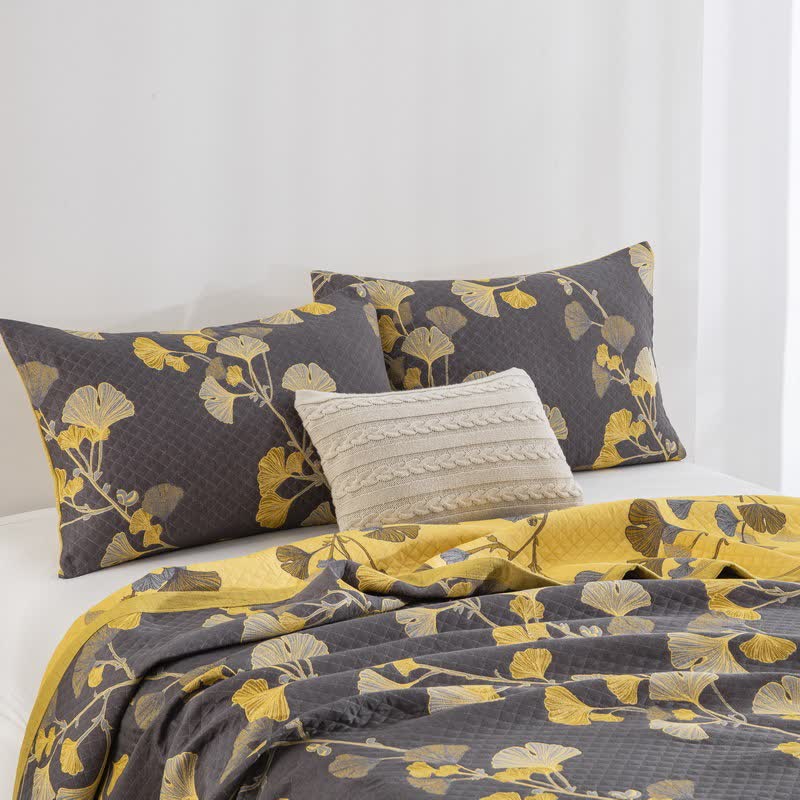 Ginkgo Leaf Organic Cotton Reversible Quilt - image 29