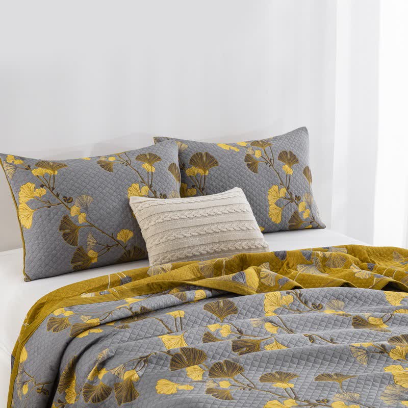 Ginkgo Leaf Organic Cotton Reversible Quilt - image 44
