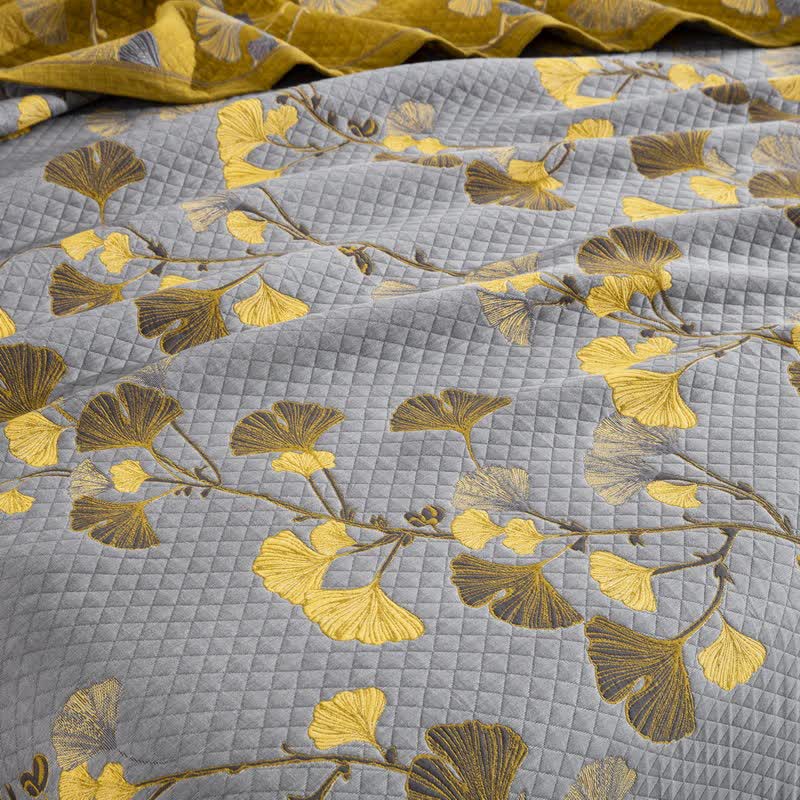 Ginkgo Leaf Organic Cotton Reversible Quilt - image 48