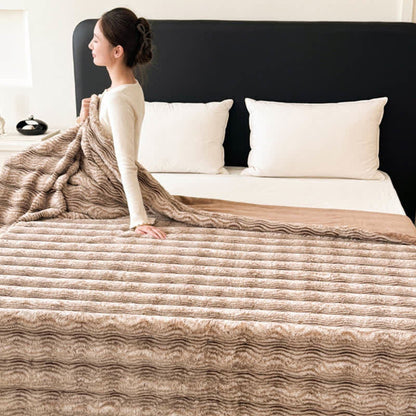 Faux Fur Wavy Jacquard Plush Blanket - image 6