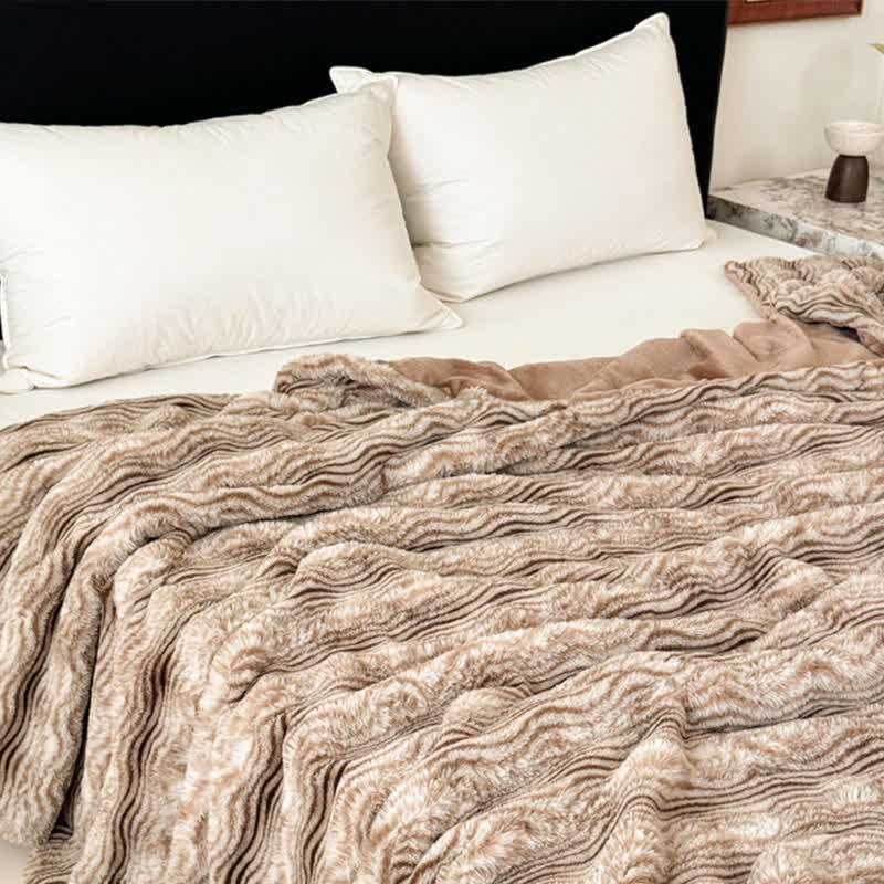 Faux Fur Wavy Jacquard Plush Blanket - image 8