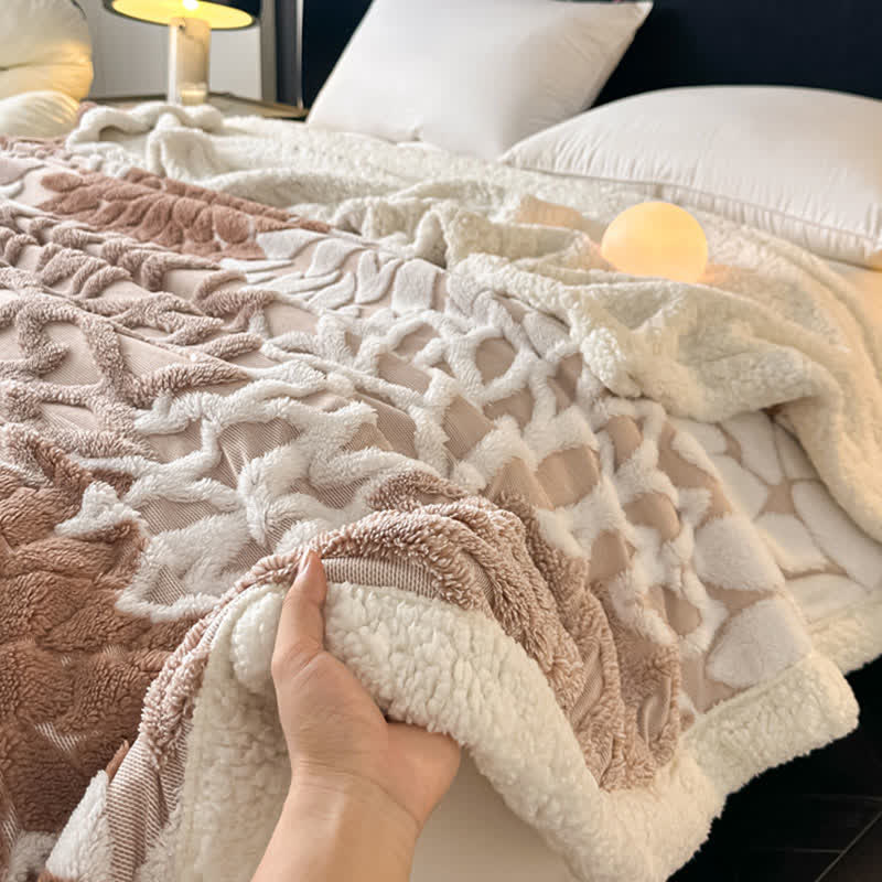Floral-inspired Jacquard Sherpa Blanket - image 5