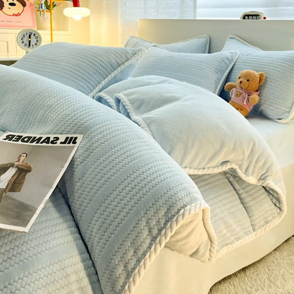 Wavy Stripe Jacquard Plush Bedding Set - Light Blue - Bedding Set - King - image 17