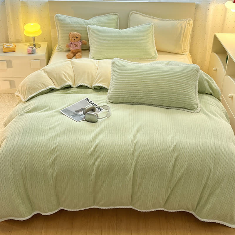 Wavy Stripe Jacquard Plush Bedding Set - image 14