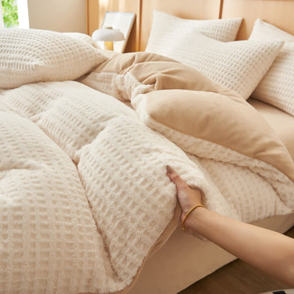 Plaid Textured Fluffy Bedding Set(4PCS) - Beige - King - image 5