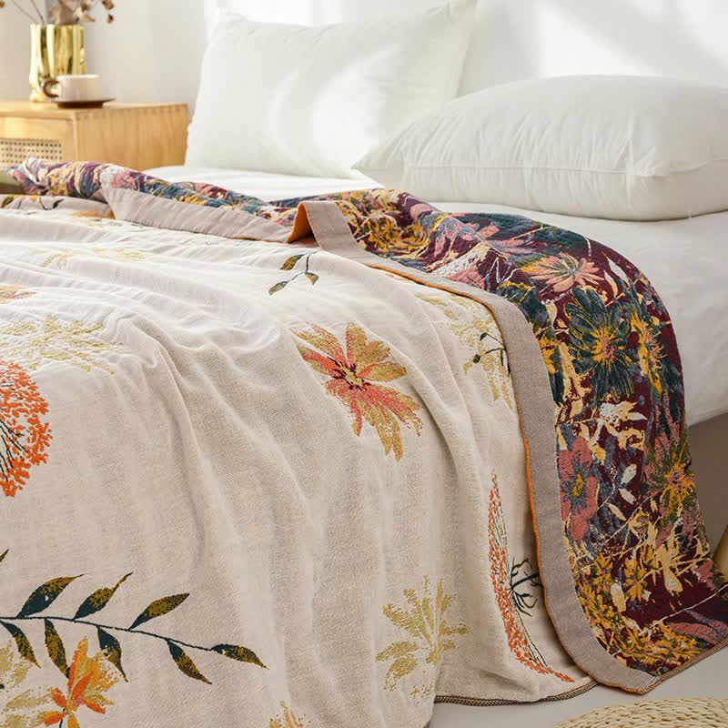 Reversible Daisy Floral Cotton Gauze Quilt - image 4