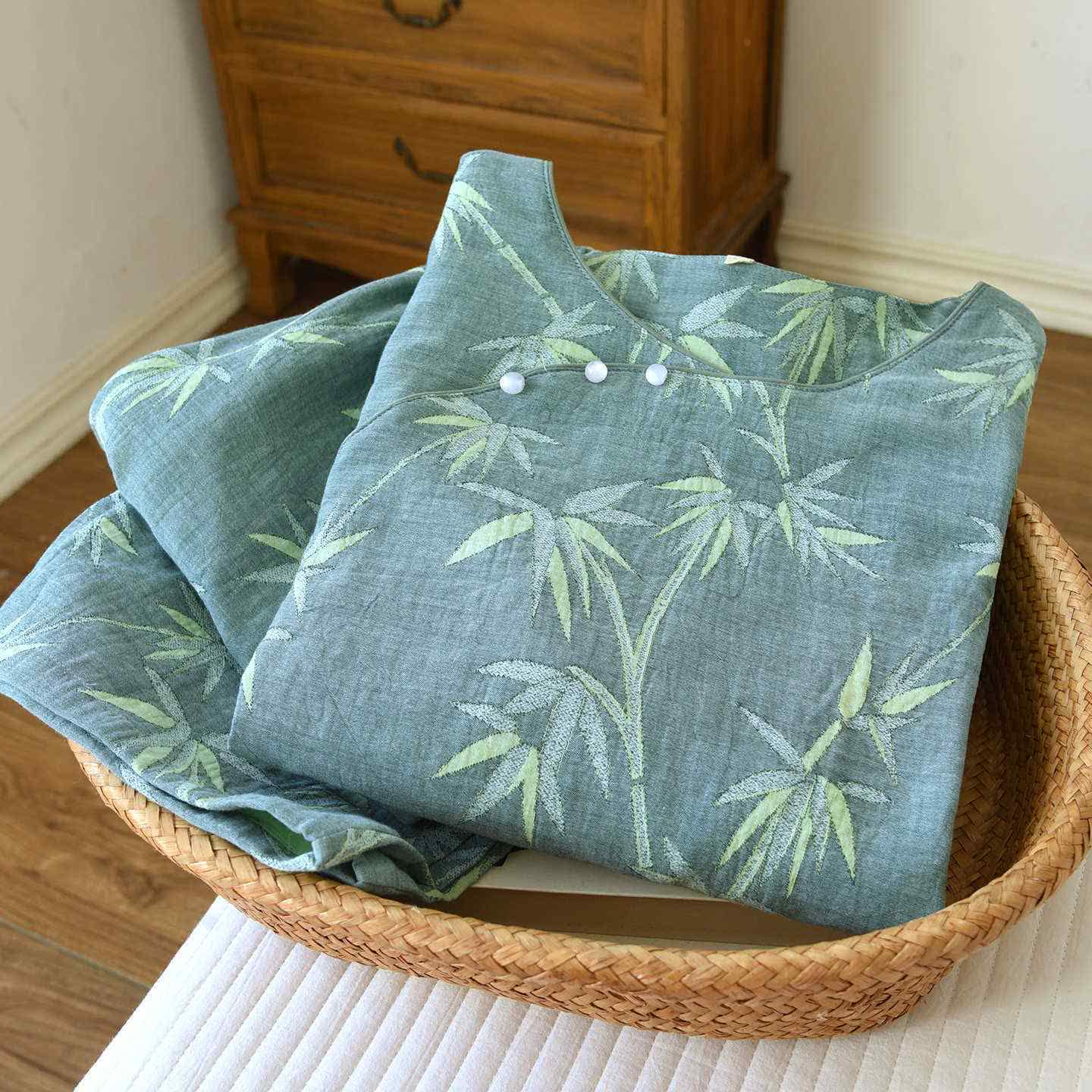 Green Bamboo Jacquard Cotton Gauze Pajamas - image 4