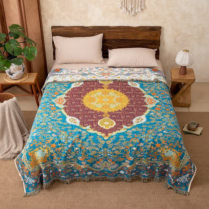 Vintage Style Cotton Tassel Quilt Blanket - image 1
