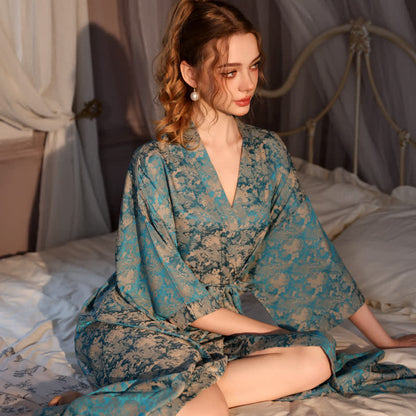 Vintage Pattern 3/4 Sleeve Kimono Robe - image 3