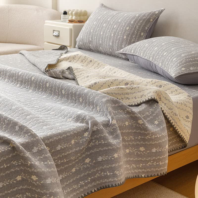 Leafy Stripe Cotton Gauze Quilt Blanket - image 3