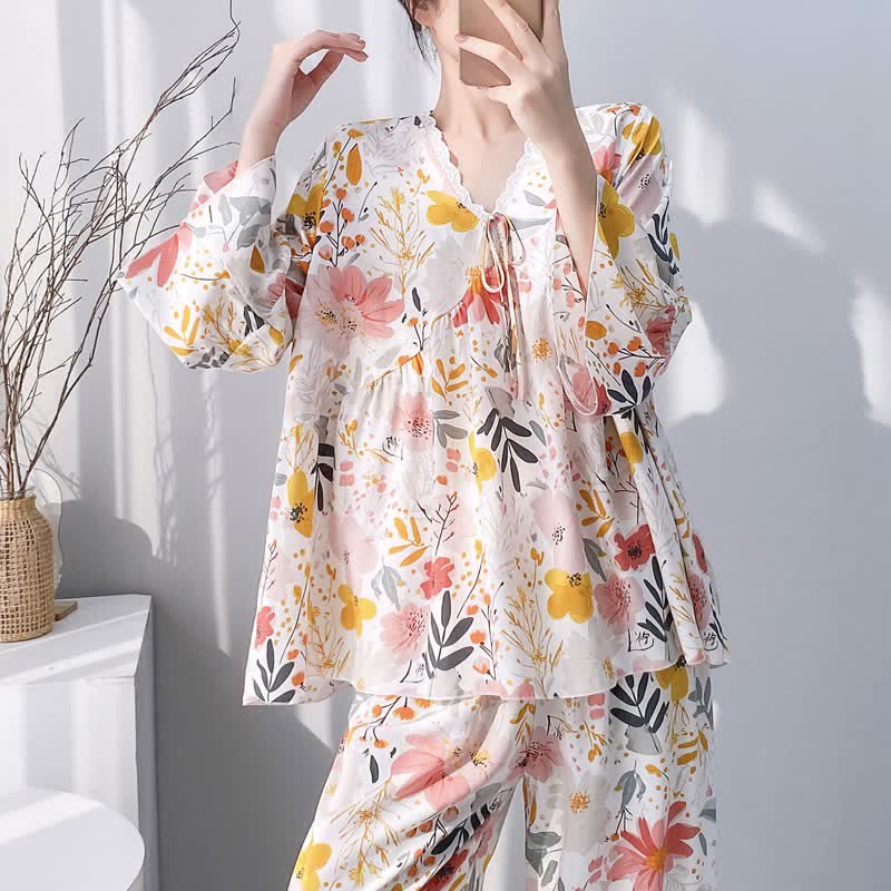 Floral & Leaf Lace Trim Pajama Set - image 1