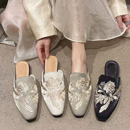 Elegant Floral Embroidery Pointed-Toe Mules - image 1