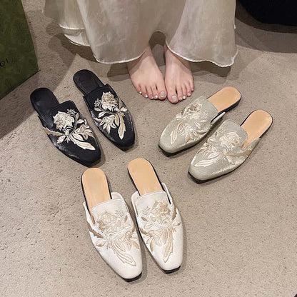Elegant Floral Embroidery Pointed-Toe Mules - image 0