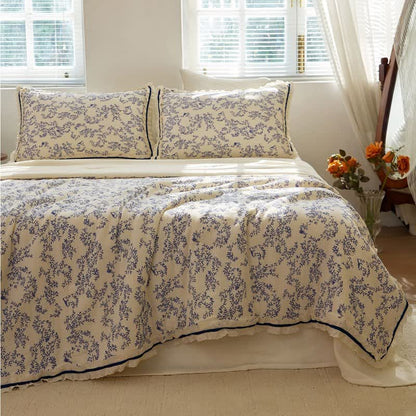 Blue Leaf Ruffled Cotton Gauze Quilt - image 3