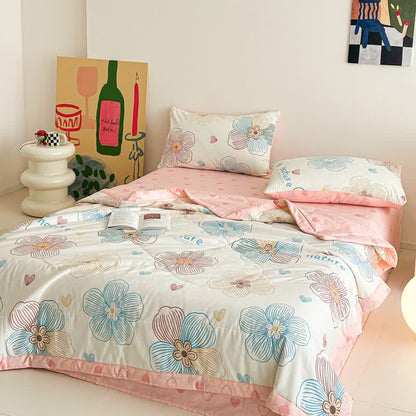 Line Art Floral Print Cotton Quilt - image 3