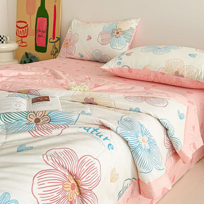 Line Art Floral Print Cotton Quilt - image 4