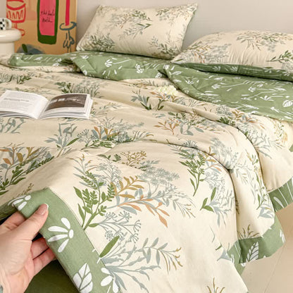 Botanical Leaf Print Pure Cotton Quilt - image 4