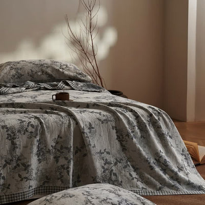 Artistic Vintage Floral Cotton Gauze Quilt - image 2