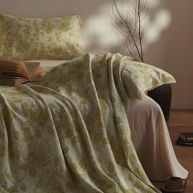 Artistic Vintage Rose Cotton Gauze Quilt - image 10