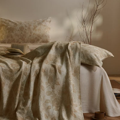 Artistic Vintage Rose Cotton Gauze Quilt - image 4