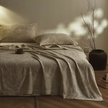 Artistic Vintage Leaf Cotton Gauze Quilt - image 1