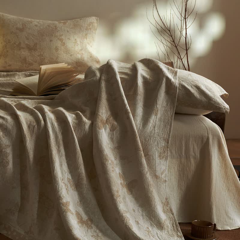 Artistic Vintage Butterfly Cotton Gauze Quilt - image 4