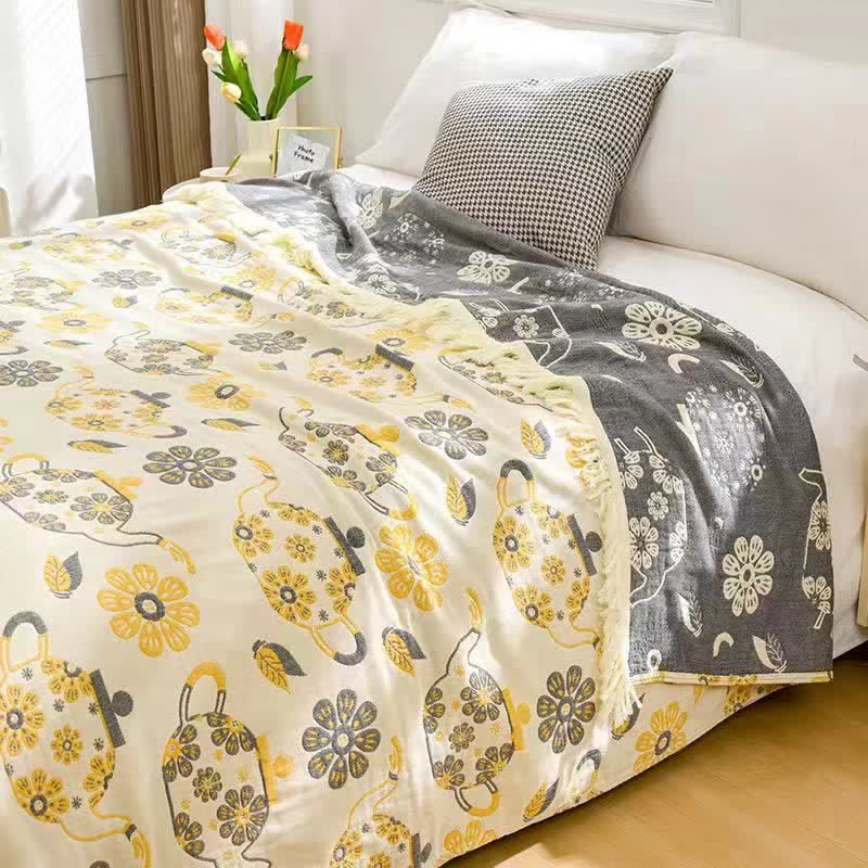 Teapot Floral Cotton Gauze Quilt Blanket - image 1