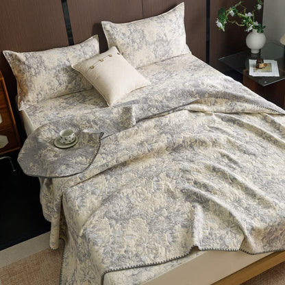 Vintage Floral Three-Layer Cotton Gauze Quilt - image 10