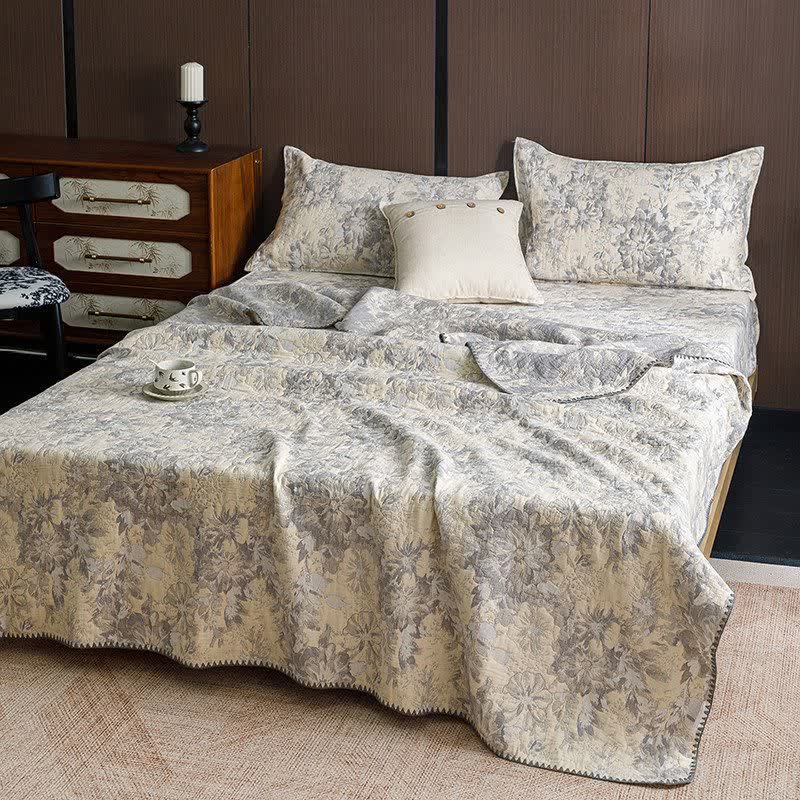 Vintage Floral Three-Layer Cotton Gauze Quilt - Beige - King - image 6