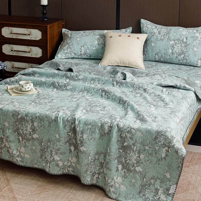 Vintage Floral Three-Layer Cotton Gauze Quilt - image 14