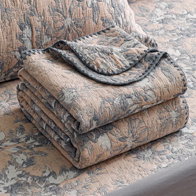 Vintage Floral Three-Layer Cotton Gauze Quilt - image 4