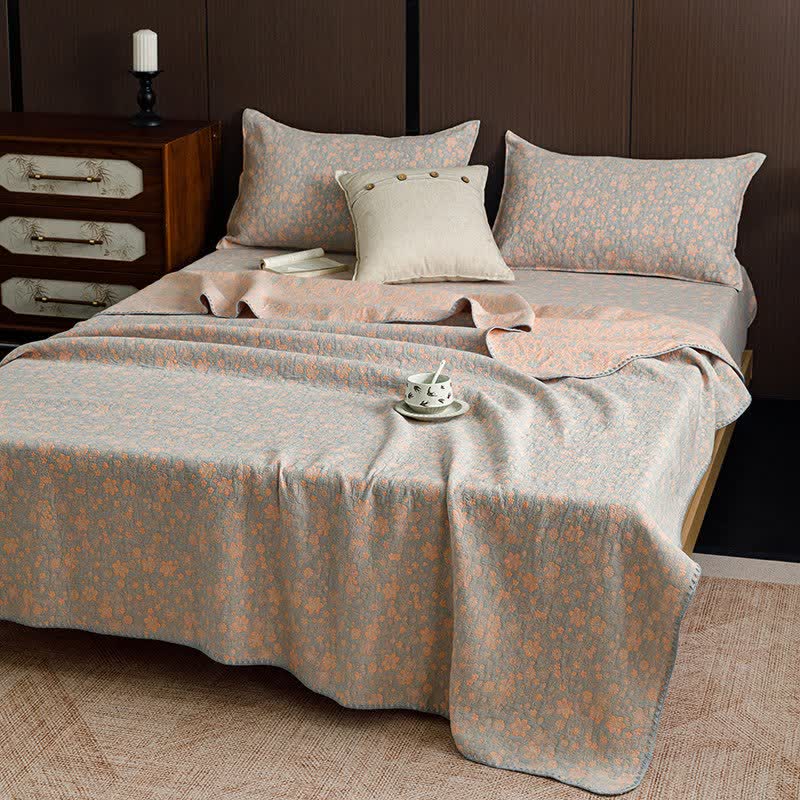 Ditsy Floral Three-Layer Cotton Gauze Quilt - image 1