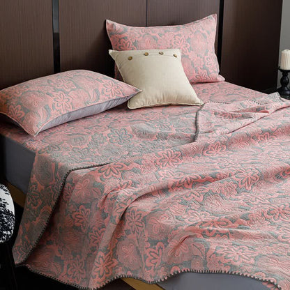 Farmhouse Floral Three-Layer Cotton Gauze Quilt - Red - King - image 4