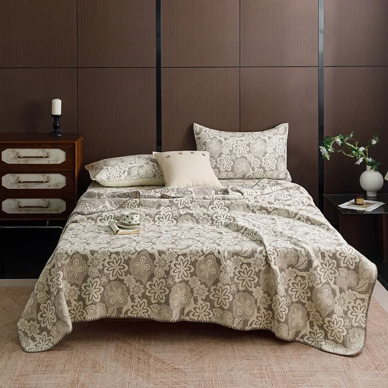 Farmhouse Floral Three-Layer Cotton Gauze Quilt - image 1