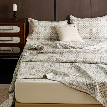 Geometric Floral 3-Layer Cotton Gauze Quilt - image 3